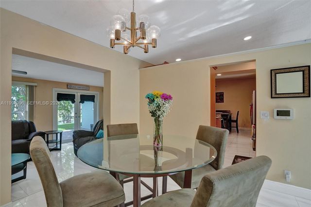 460 SW 66th Ave, Margate, FL 33068