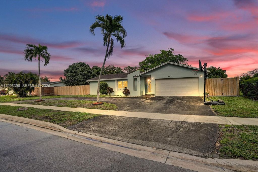 460 SW 66th Ave, Margate, FL 33068