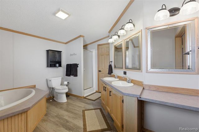 1983 Oak Street, Newport, MI 48166