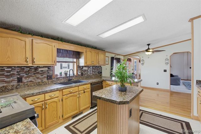 1983 Oak Street, Newport, MI 48166