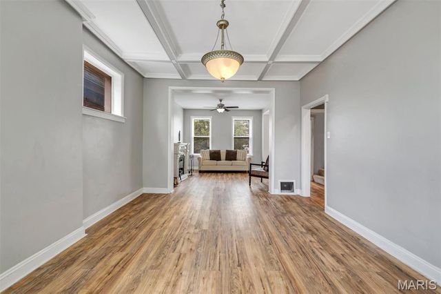 4224 Grace Avenue, St Louis, MO 63116
