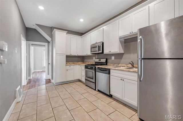4224 Grace Avenue, St Louis, MO 63116