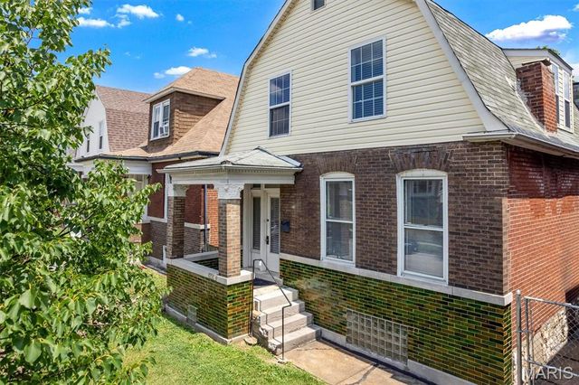 4224 Grace Avenue, St Louis, MO 63116