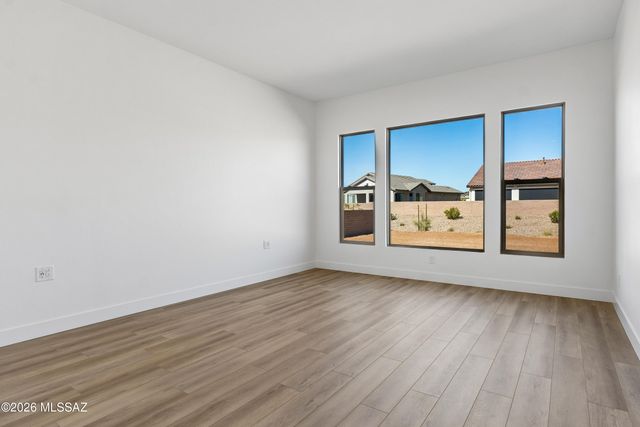 1731 E Hollow Creek Drive, Green Valley, AZ 85614