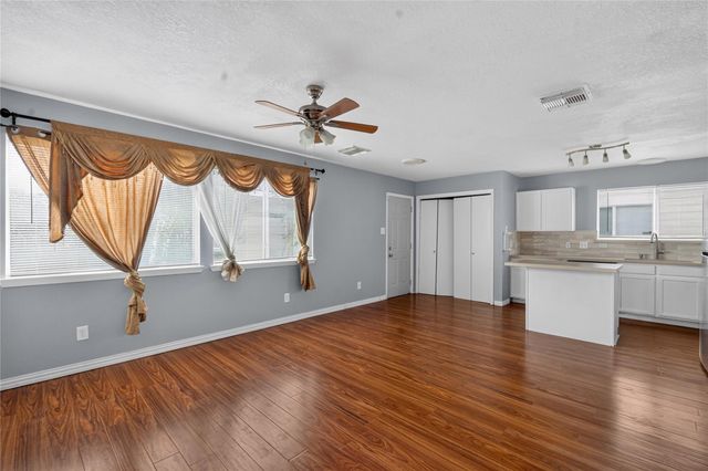 6220 Lone Prairie Way, Katy, TX 77449