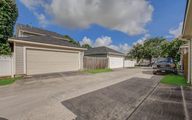 6220 Lone Prairie Way, Katy, TX 77449