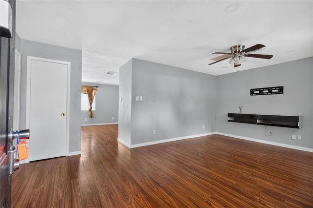 6220 Lone Prairie Way, Katy, TX 77449
