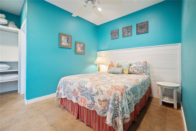 318 S Station St 8, Port Aransas, TX 78373