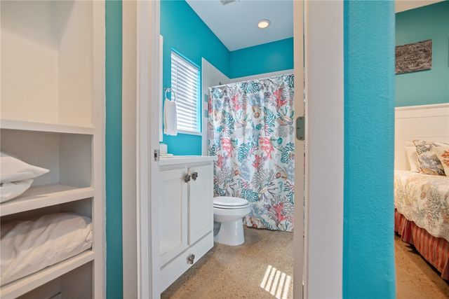 318 S Station St 8, Port Aransas, TX 78373