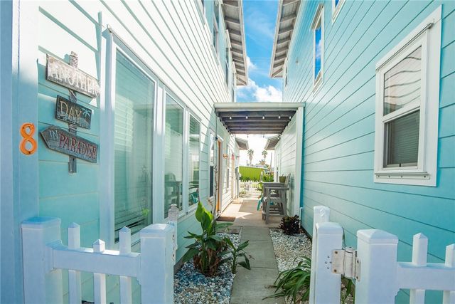 318 S Station St 8, Port Aransas, TX 78373
