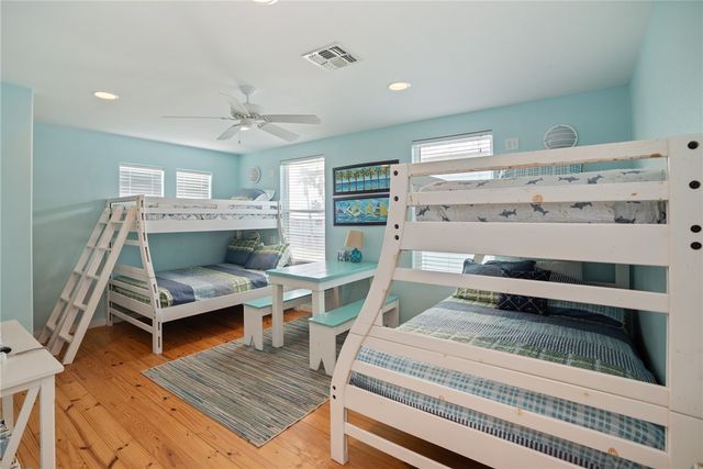 318 S Station St 8, Port Aransas, TX 78373