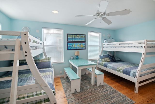 318 S Station St 8, Port Aransas, TX 78373