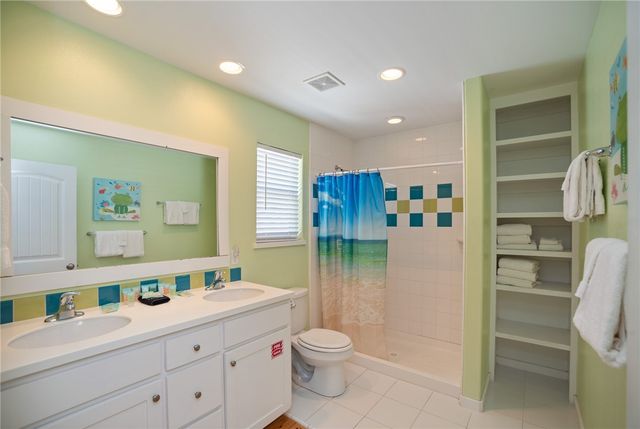 318 S Station St 8, Port Aransas, TX 78373