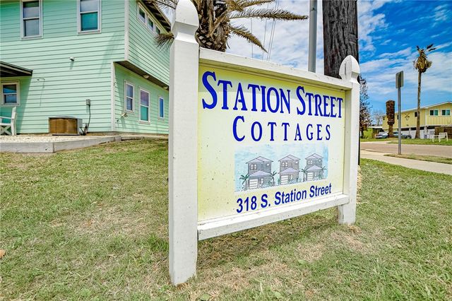 318 S Station St 8, Port Aransas, TX 78373
