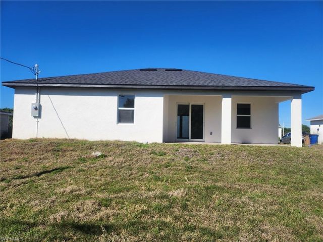 6036 Latimer AVE, Fort Myers, FL 33905