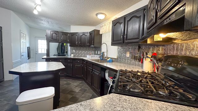 5545 Highway Bb, Hartville, MO 65667