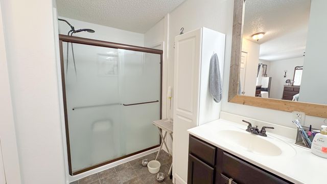 5545 Highway Bb, Hartville, MO 65667