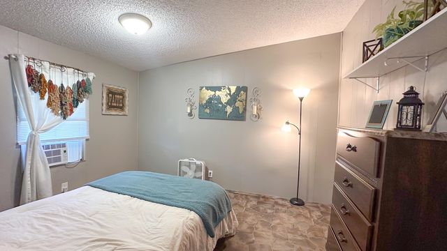 5545 Highway Bb, Hartville, MO 65667