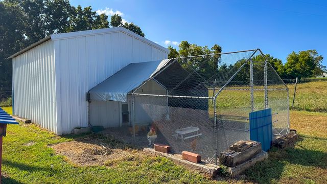 5545 Highway Bb, Hartville, MO 65667