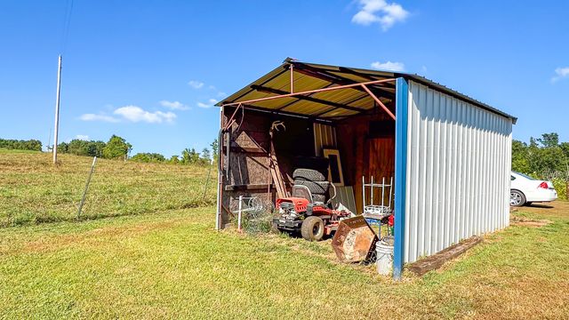 5545 Highway Bb, Hartville, MO 65667