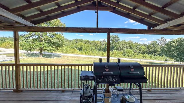 5545 Highway Bb, Hartville, MO 65667