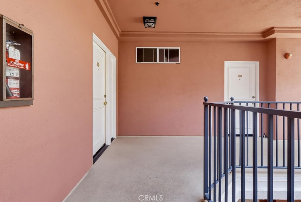1522 S Saltair Ave 206, Los Angeles, CA 90025 — photo 4