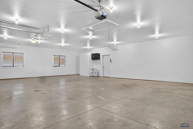 5439 MEADOWLARK DR, Rapid City, SD 57702