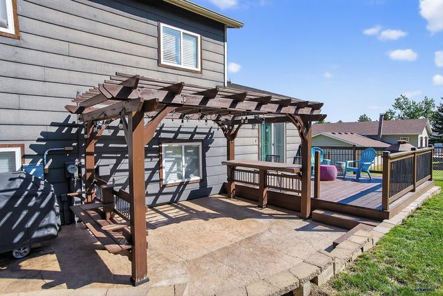 5439 MEADOWLARK DR, Rapid City, SD 57702