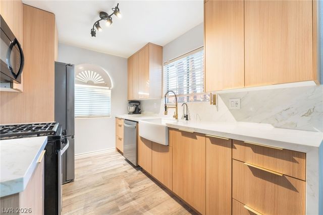 3420 Winterhaven Street 201, Las Vegas, NV 89108