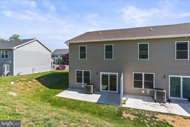 8820 HILLSIDE WAY, Waynesboro, PA 17268
