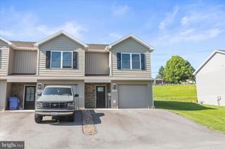 8820 HILLSIDE WAY, Waynesboro, PA 17268