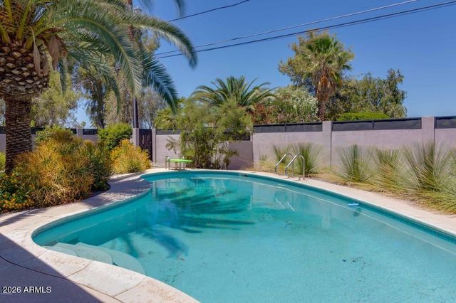 3538 E GOLD DUST Avenue, Phoenix, AZ 85028