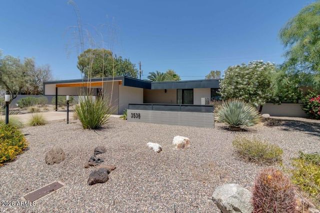 3538 E GOLD DUST Avenue, Phoenix, AZ 85028