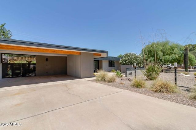 3538 E GOLD DUST Avenue, Phoenix, AZ 85028