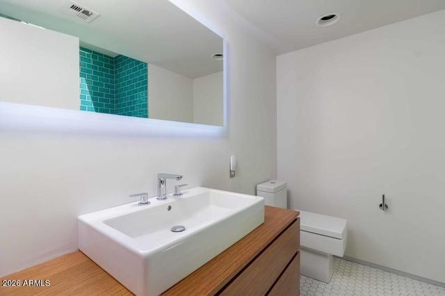 3538 E GOLD DUST Avenue, Phoenix, AZ 85028