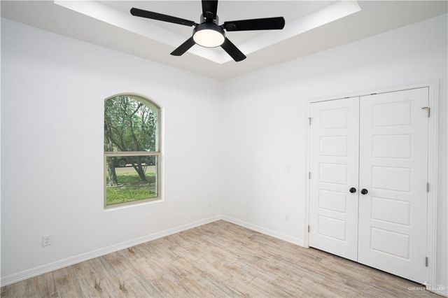 1215 E Mahl Street, Edinburg, TX 78539