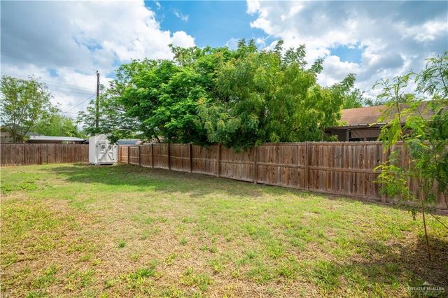 1215 E Mahl Street, Edinburg, TX 78539
