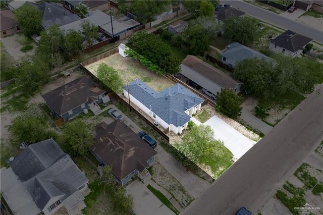 1215 E Mahl Street, Edinburg, TX 78539