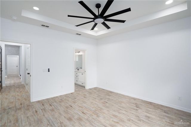 1215 E Mahl Street, Edinburg, TX 78539