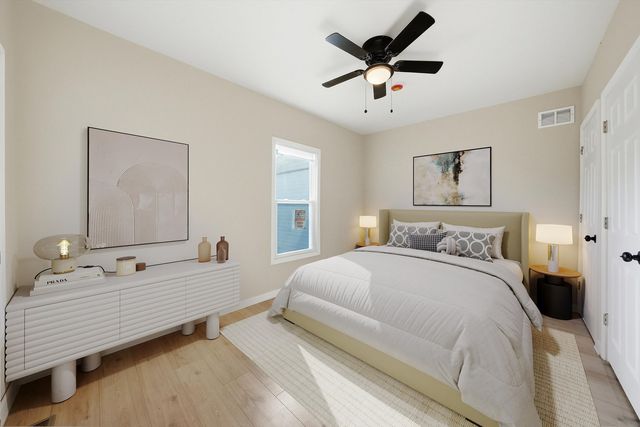 639 S 12th Avenue, Maywood, IL 60153