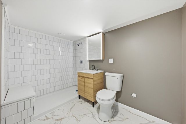 639 S 12th Avenue, Maywood, IL 60153