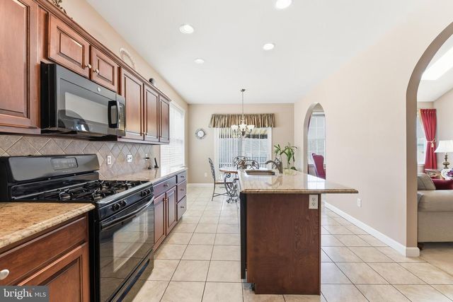 412 WESTBURY DR, Reading, PA 19610