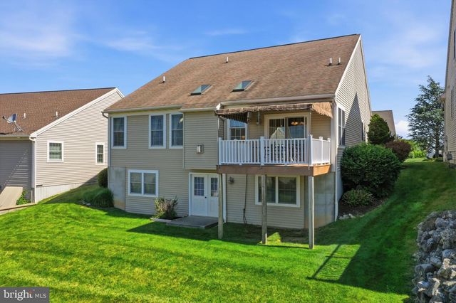 412 WESTBURY DR, Reading, PA 19610