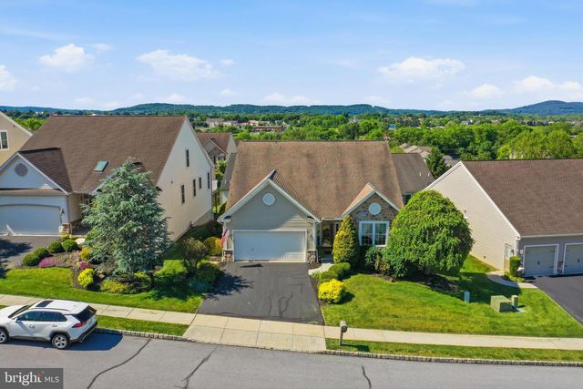 412 WESTBURY DR, Reading, PA 19610