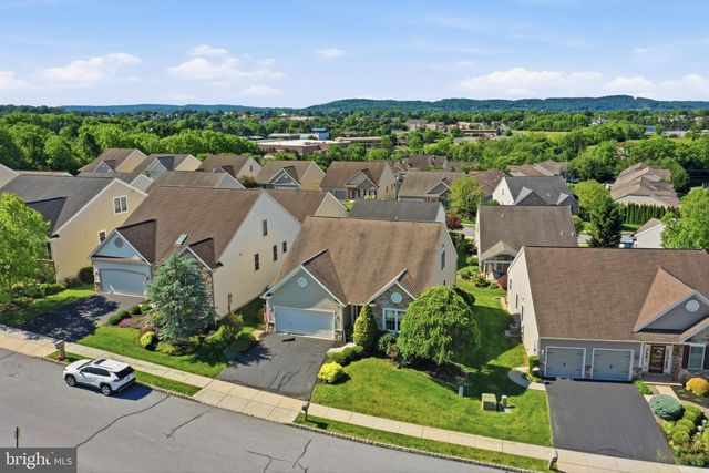 412 WESTBURY DR, Reading, PA 19610