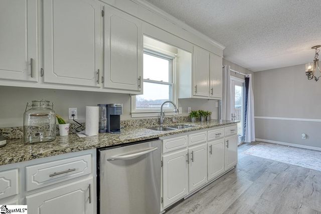 117 Evergreen Street, Boiling Springs, SC 29316