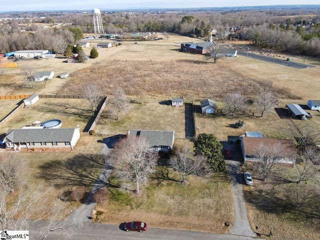 117 Evergreen Street, Boiling Springs, SC 29316