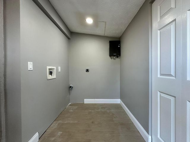 4121 Colt Lane, West Palm Beach, FL 33406