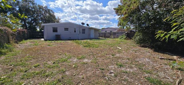 4121 Colt Lane, West Palm Beach, FL 33406