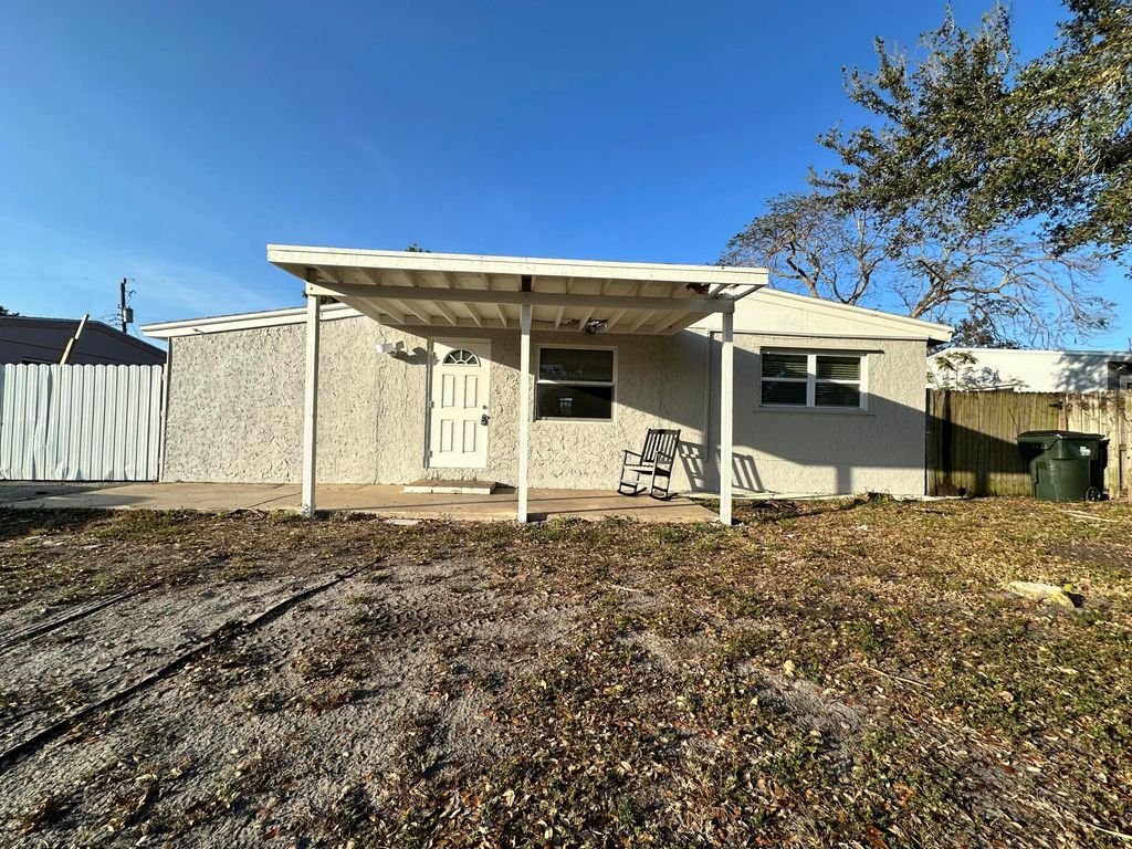 4121 Colt Lane, West Palm Beach, FL 33406